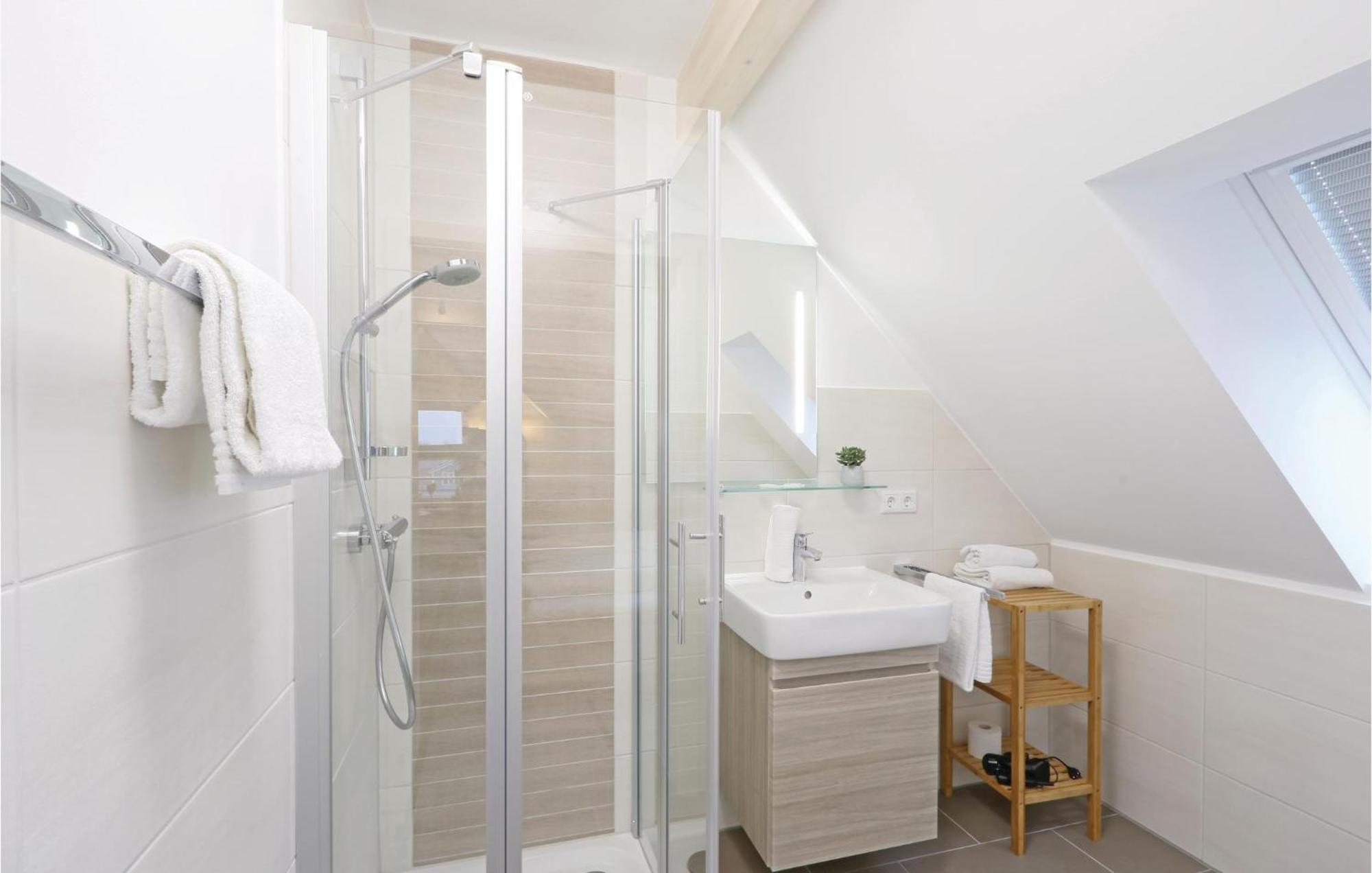 Amazing Apartment In Dagebuell With Kitchenette ภายนอก รูปภาพ